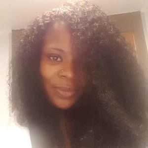 Meet your Posher, Zakiyyah